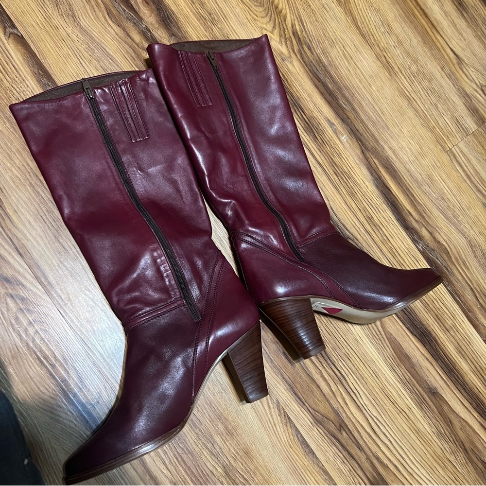 Vintage Leather Cone Heel Knee High Boots Wood Stack Heel Thom McAn Red 10B - Picture 4 of 10